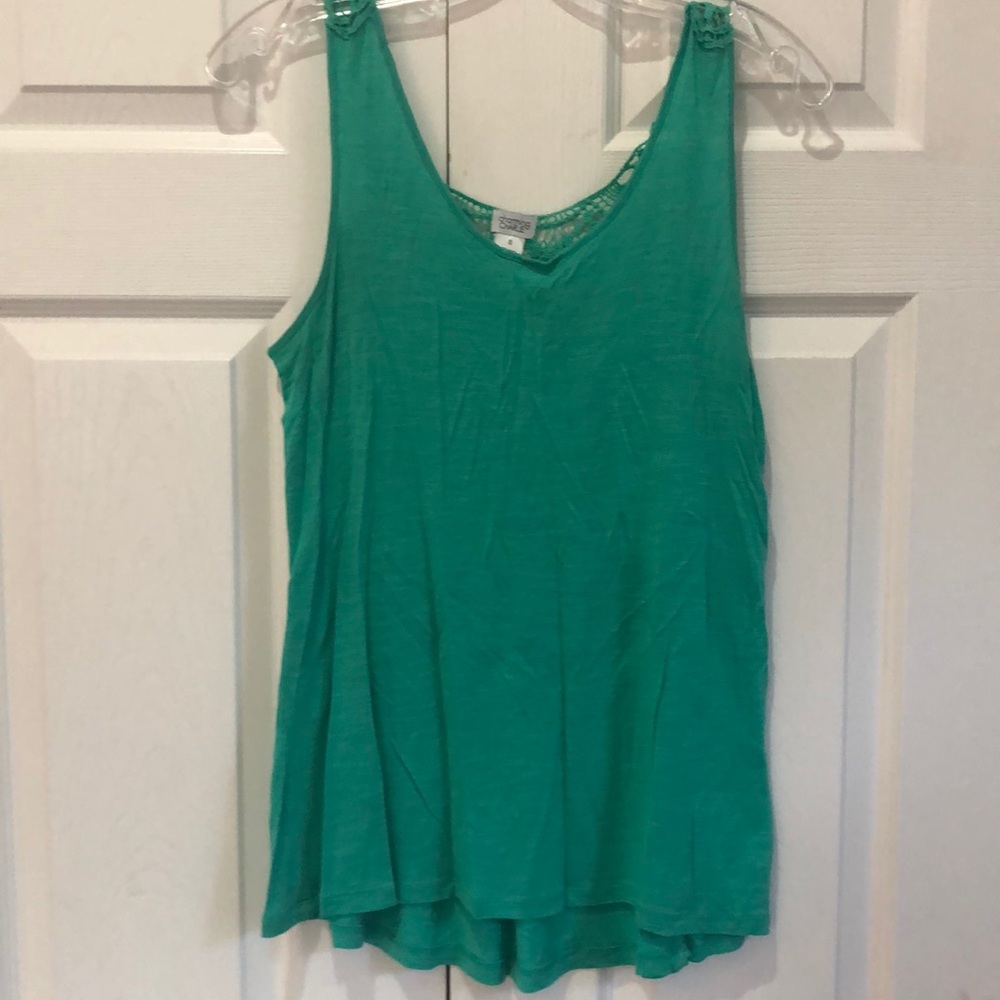 Green Charming Charlie tank top crochet lace back